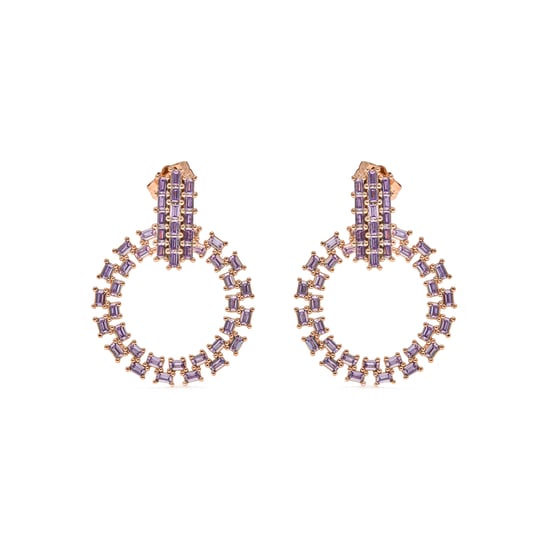 Luxenter Ohrringe mit Zirkonia in Amethystoptik und 18 Karat Gelbgold-Finish – Huang - Image 1