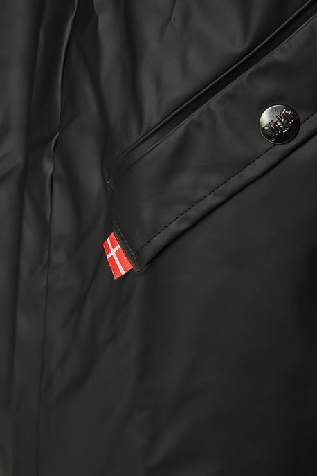 Liesa Schwarz Jacke - Image 4