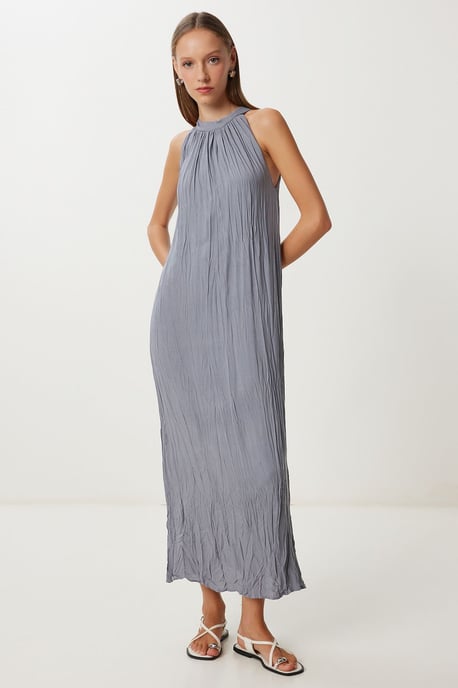 Strukturiertes Midikleid mit Halterneck-Kragen - Image 1