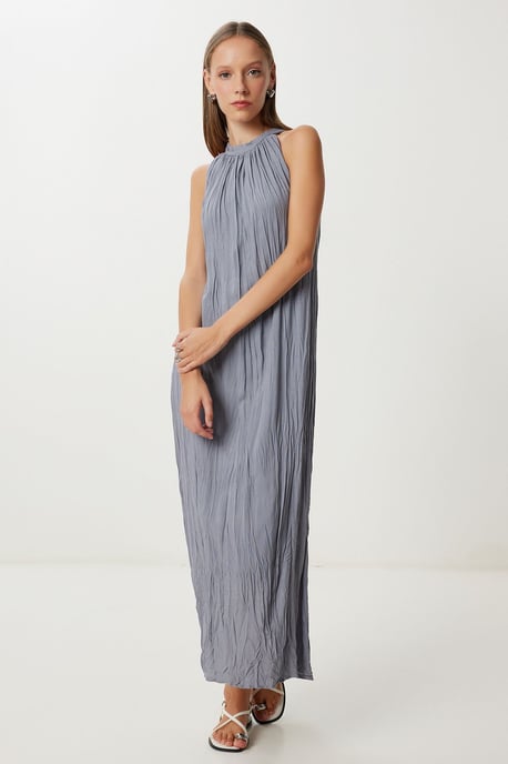 Strukturiertes Midikleid mit Halterneck-Kragen - Image 3