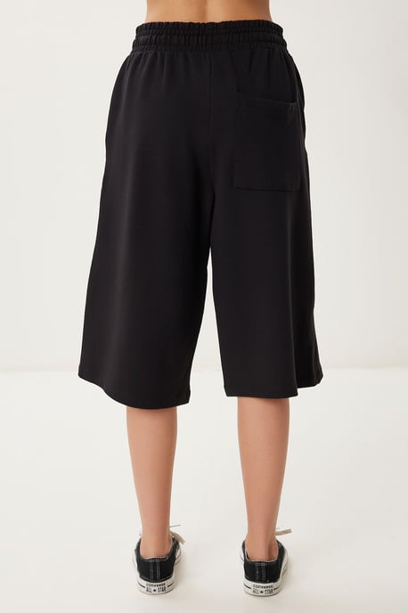 Mit der Hüfte mittelhohe weite Capri-Shorts mit Kordelzugbund - Image 4