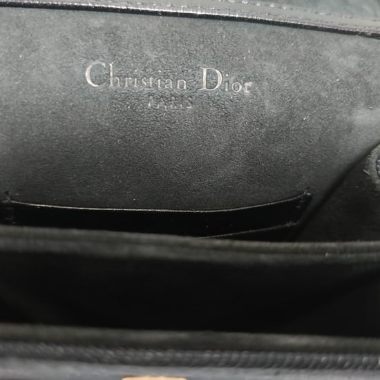 Dior Diorama Clutch-Tasche mit Nieten, vertikal, aus marineblauem Baumwoll-Denim - Image 6