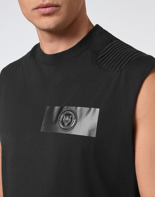 T-Shirt - Image 3