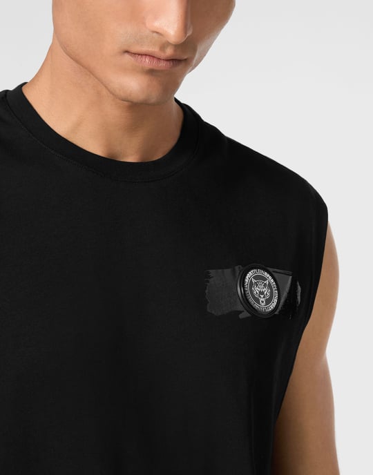 T-Shirt - Image 3