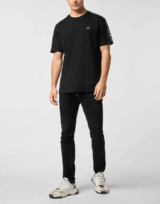 T-Shirt Rundhalsausschnitt Ss - Image 4