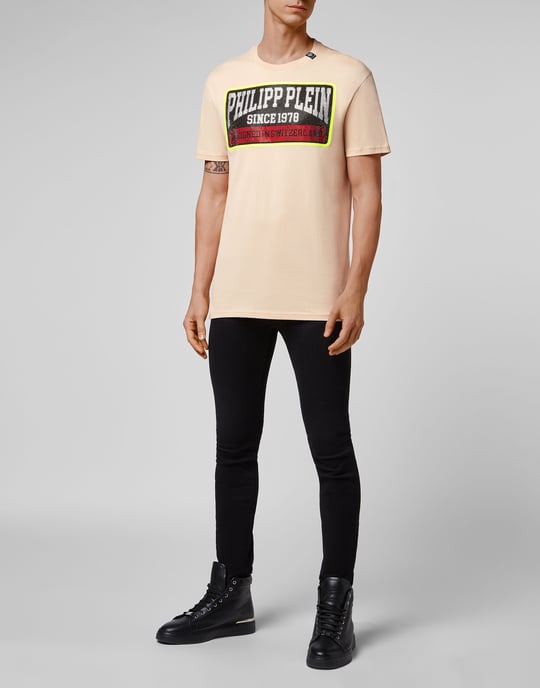 T-Shirt - Image 4