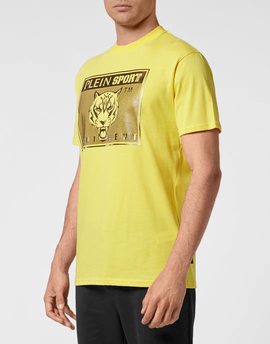 T-Shirt Statement - Image 2
