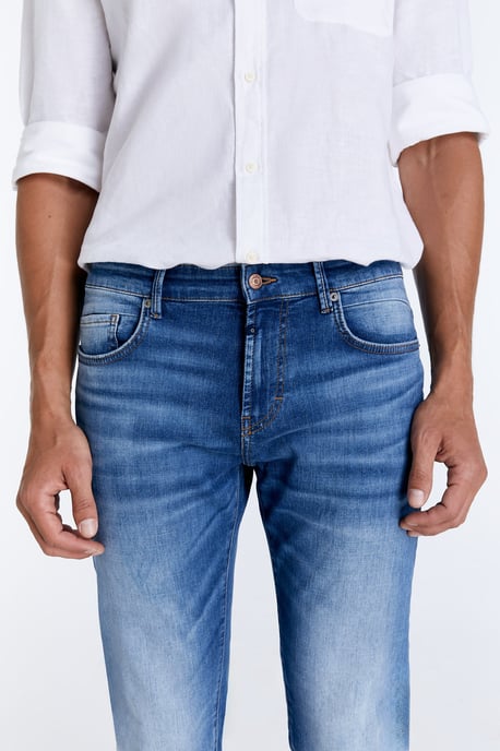 Lance Mid Waist Regular Length 5 Pocket Jeans Medium Blue - Image 3
