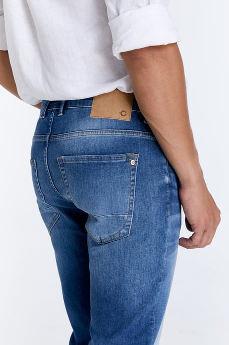 Lance Mid Waist Regular Length 5 Pocket Jeans Medium Blue - Image 4
