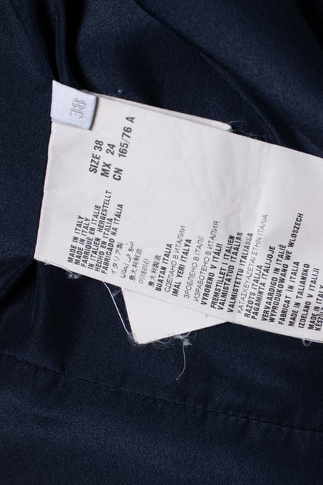 Miu Miu, blaue Jacke mit Gürtel und Paillettenkragen - Image 6