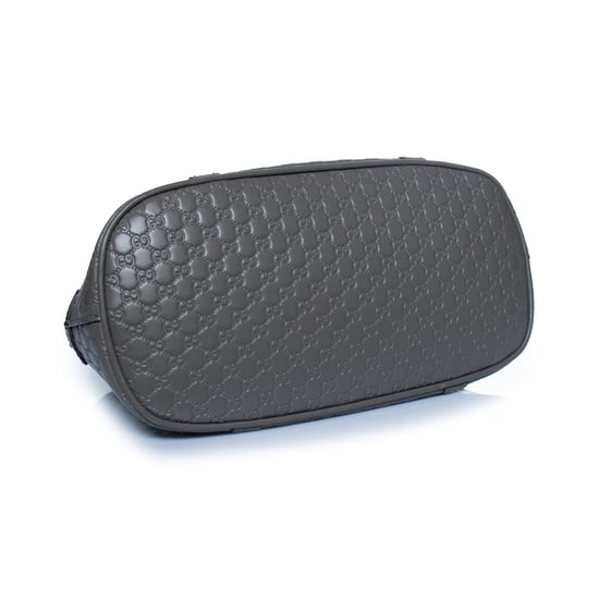 Gucci, Microguccissima Kuppeltasche in Grau - Image 6