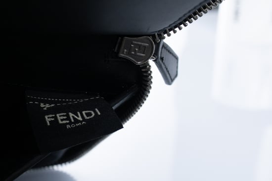 Fendi, FF-Druck Leder Continental Reißverschluss Clutch - Image 4