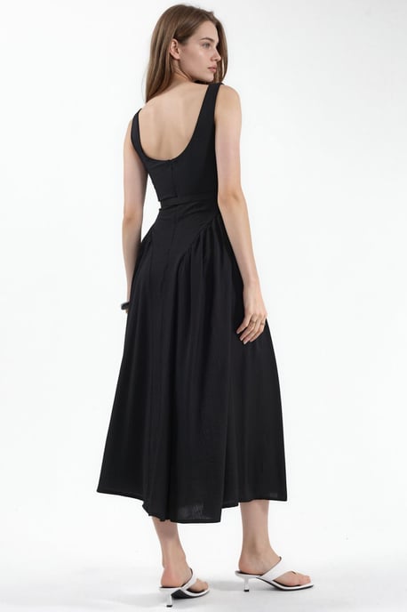 Kleid mit quadratischem Kragen und Taillengürtel in Midi-Länge - Image 3
