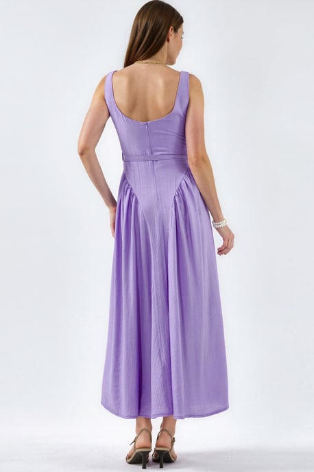 Kleid mit quadratischem Ausschnitt und Gürtel in Midi-Länge - Image 2