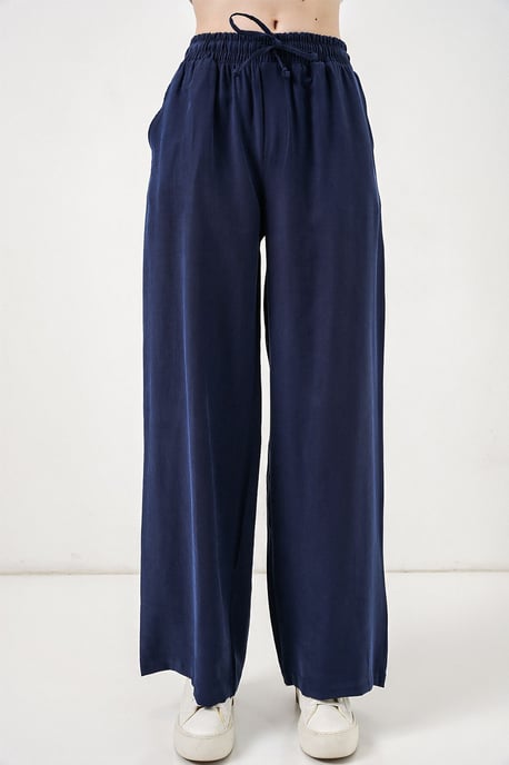 Hochtaillierte Weite Hose mit Tasche - Image 2