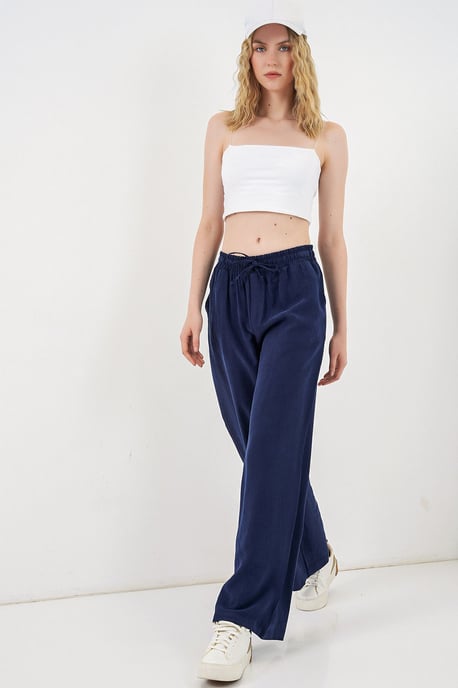 Hochtaillierte Weite Hose mit Tasche - Image 3