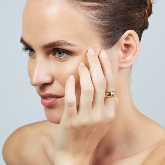 Luxenter Brilliant Metal and Zirconia Alloy Ring in 18 karat Gelbgold - Dushli - Image 2