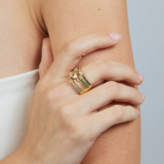 Luxenter-Ring aus Metalllegierung und mehrfarbigem Zirkonia, gefertigt in 18-karat-Gelbgold – Thihsak - Image 4
