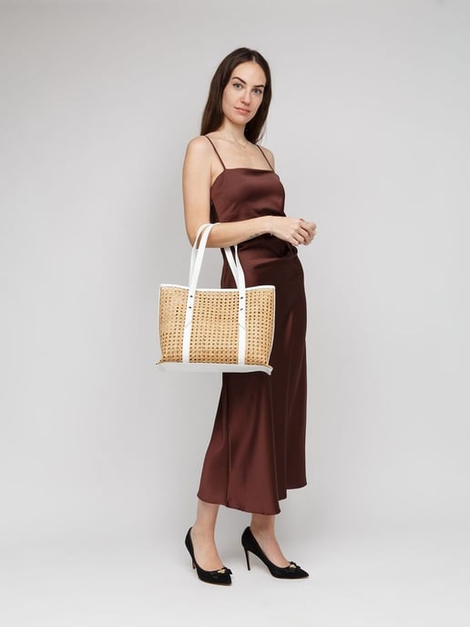 Giulia Monti Schultertasche Armeegrün - Image 5