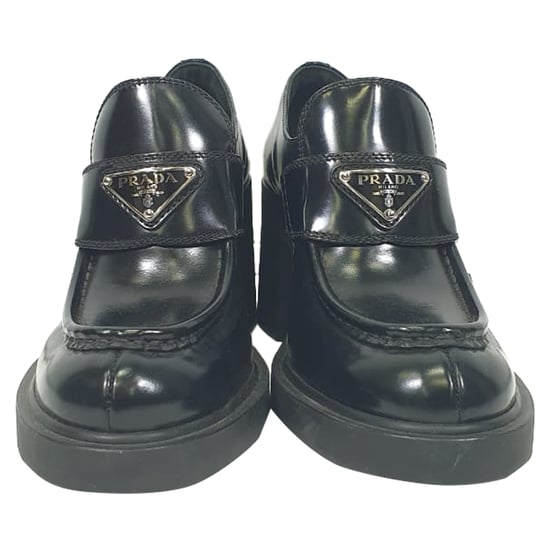 Prada Schokoladenfarbene High-Heel-Loafers aus schwarzem Leder - Image 2