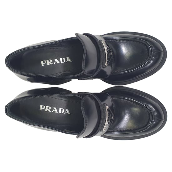 Prada Schokoladenfarbene High-Heel-Loafers aus schwarzem Leder - Image 5