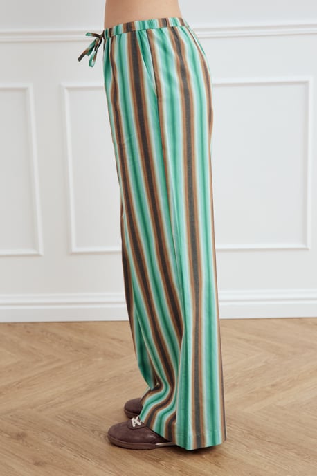 Samira Hose - Image 6