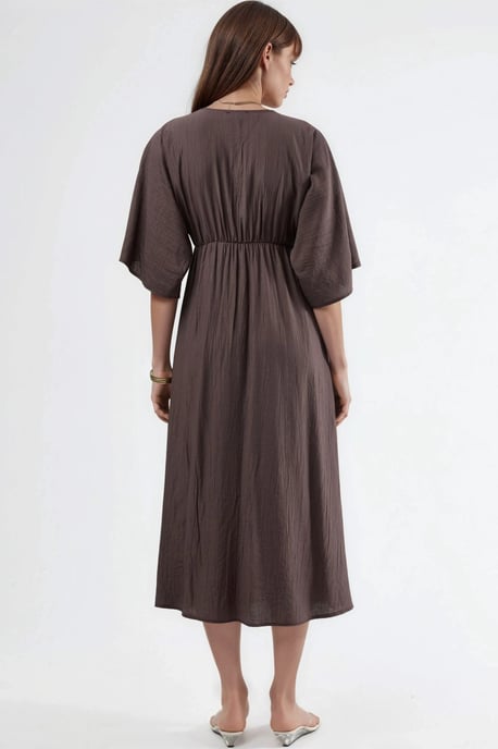 V-Ausschnitt Midikleid mit Wickeloptik und drei Viertelärmeln - Image 3
