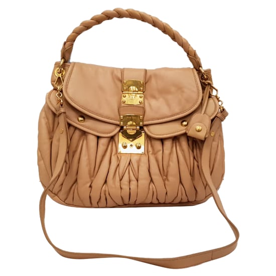 Miu Miu Matelassé Coffer Hobo-Tasche aus beigem Leder - Image 1
