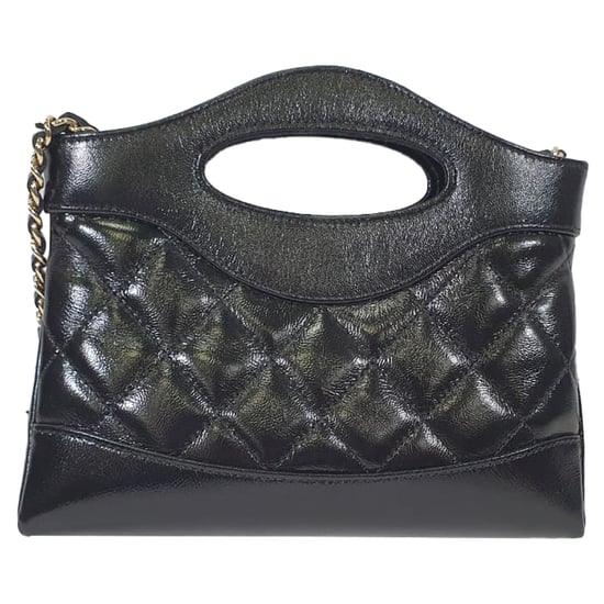 Chanel Gepolsterte Glänzende Nano 31 Einkaufstasche aus schwarzem Kalbsleder - Image 2