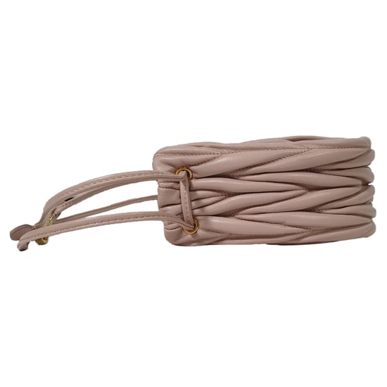 Miu Miu Matelassé Bucket Bag aus rosa Leder - Image 4