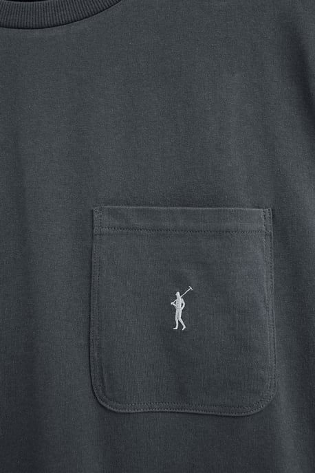 T-Shirt steingrau mit Brusttasche und Rigby Go Logo - Image 3