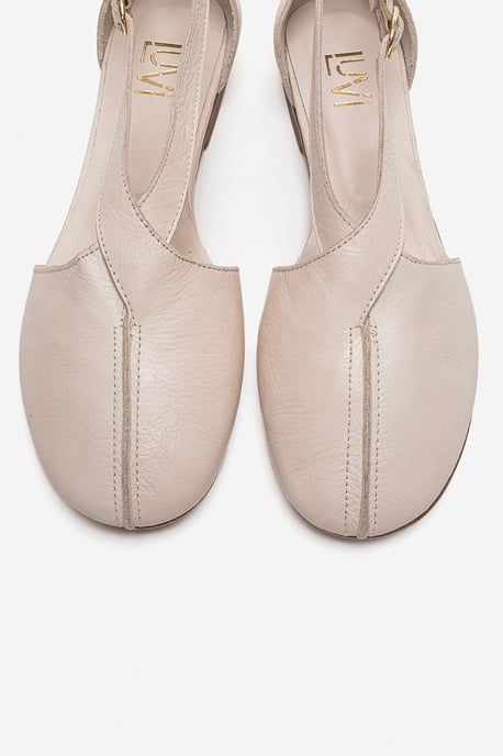 Fable Leder Ballerina mit Seitlichem Ausschnitt - Image 2