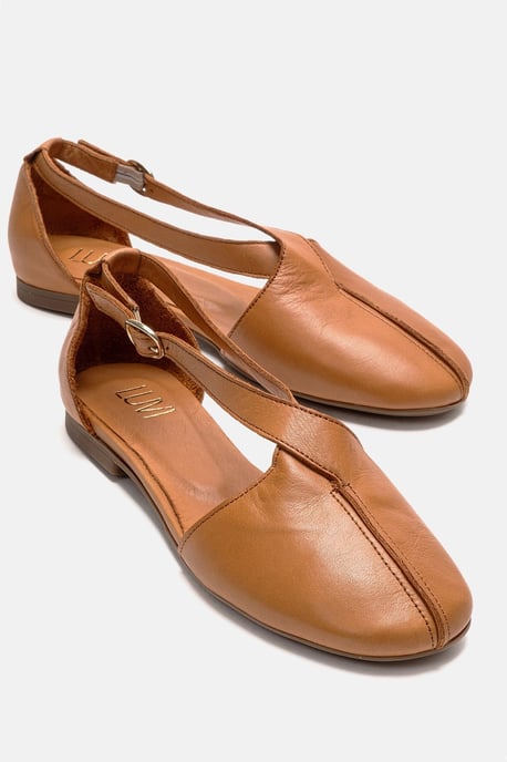 Fable Leder Ballerina mit Seitlichem Ausschnitt - Image 1