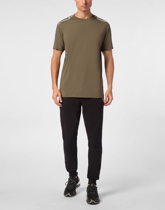 T-Shirt - Image 4