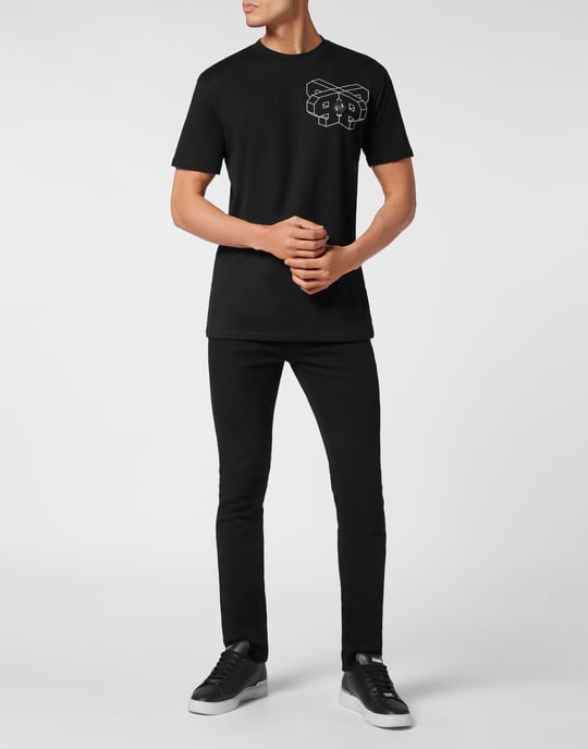 T-Shirt - Image 4
