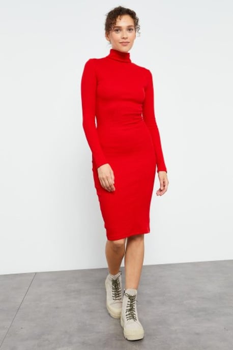Rippstrick-Turtleneck Midi-Kleid - Image 4