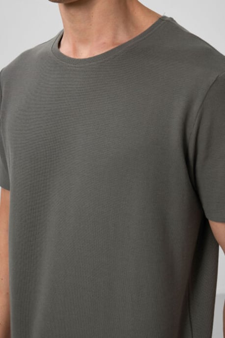 Herren T-Shirt mit regulärer Passform und Rundhalsausschnitt - Image 3