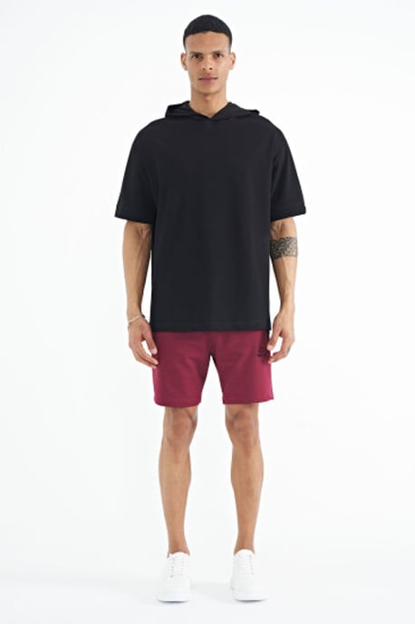 Übergroßes Kapuzen-T-Shirt mit Zubehördetails - Image 2