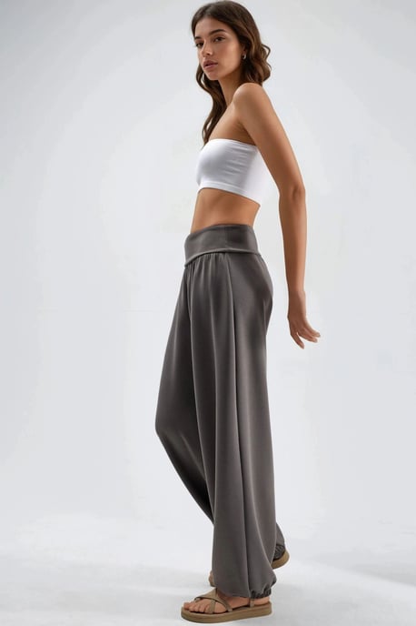 Damen Mittelhohe Gerade Pull-On-Hosen - Image 2