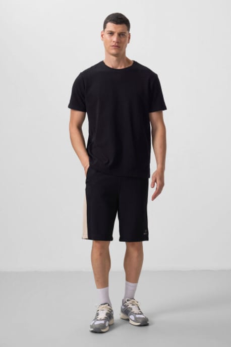 Herren T-Shirt in Regular Fit mit Rundhalsausschnitt - Image 2