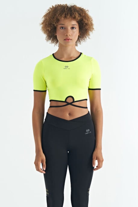 Elastisches Kurzarm-T-Shirt mit Rundhalsausschnitt - Image 3