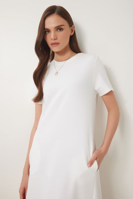 Midikleid mit kurzen Ärmeln und Rundhalsausschnitt - Image 3