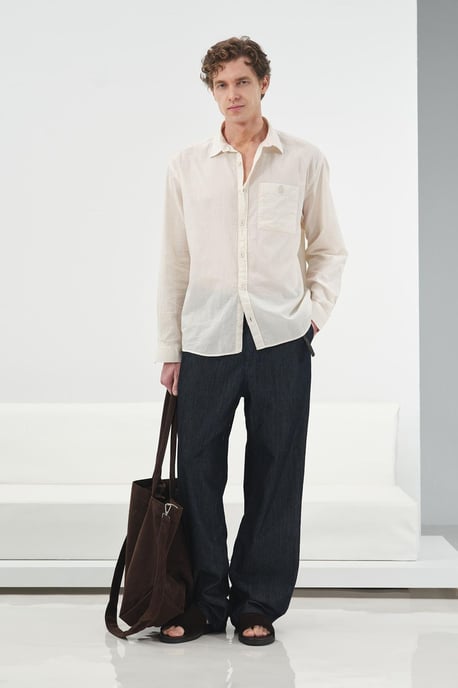 Unifarbene Popeline-Bluse mit Tasche - Image 1