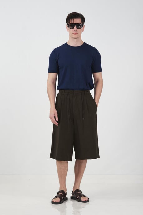 Mit der Hüfte mittelhohe weite Capri-Shorts mit Kordelzugbund - Image 1