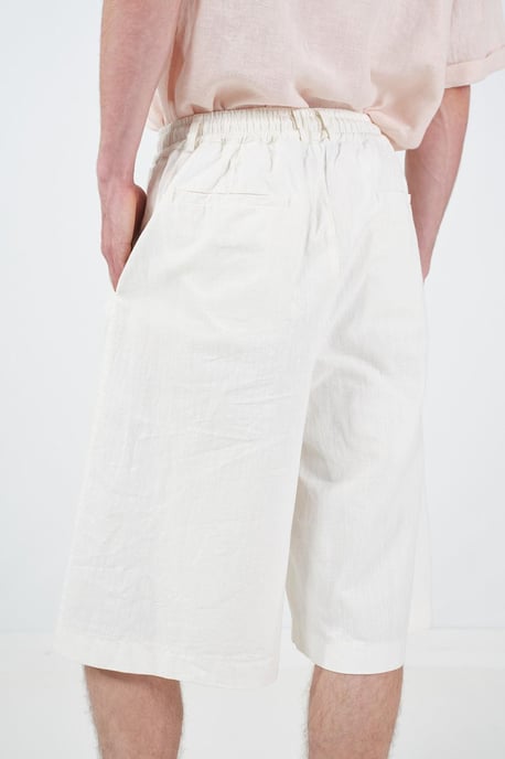Lässige Chino-Shorts mit Kordelzugbund - Image 4