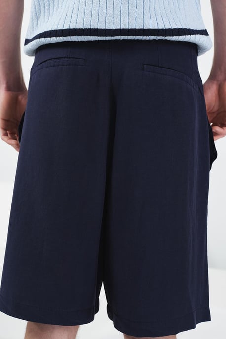Hüfthose mit entspannter Passform, weit geschnittene Tencel-Shorts - Image 4