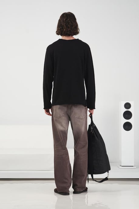 Unifarbenes Crew-Neck Langarm-T-Shirt mit Knöpfen - Image 3