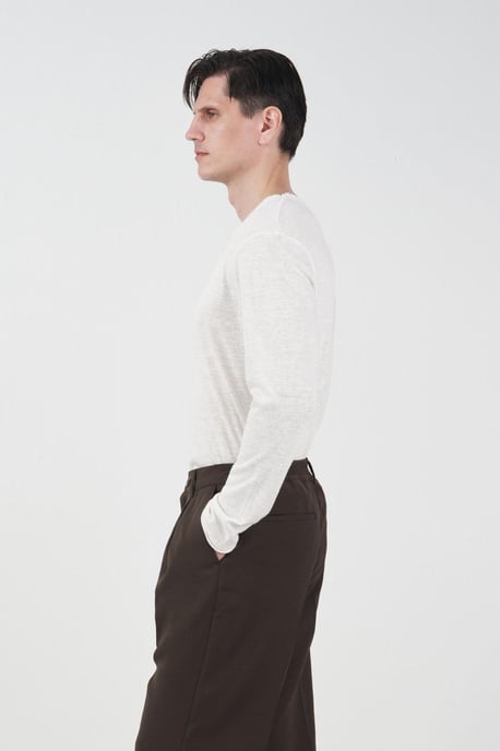 Cut-Out Rundhals-T-Shirt - Image 3