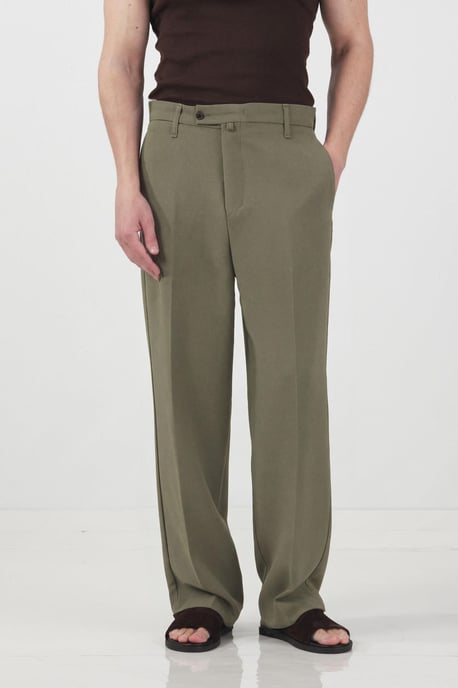 Maßgeschneiderte gerade Mid-Waist-Hosen - Image 2