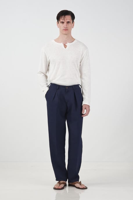 Strukturierte Faltenhose mit schmaler Passform - Image 1